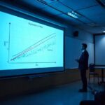 Entre el promedio y lo imprevisible: la paradoja de la libertad en la física social
